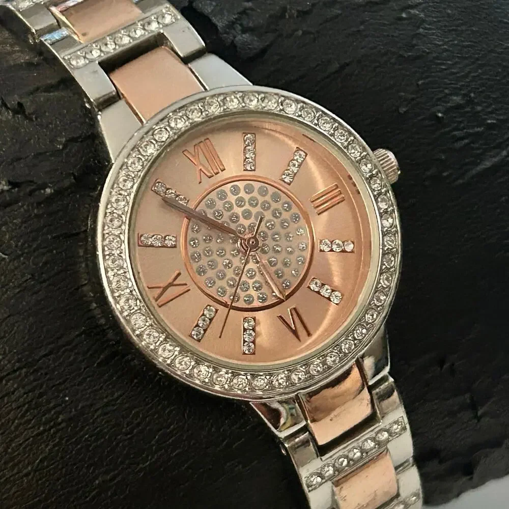 Women’s Two-tone Crystal Bezel Rose Gold Dial Watch Working New Battery